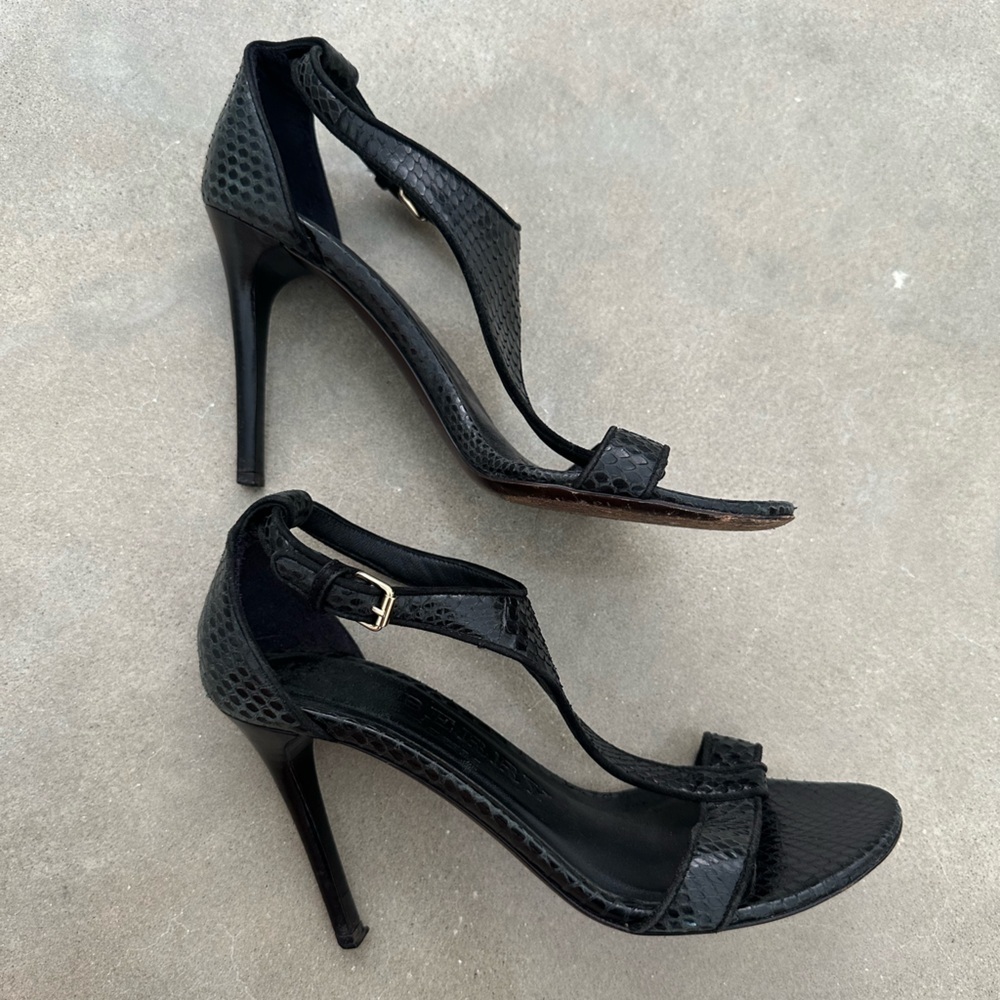 Burberry Prorsum Snakeskin Heels - Picture 6 of 11
